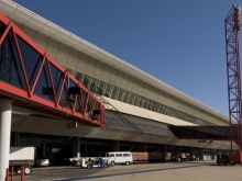 Polcia prende 4 mulheres acusadas de furtar malas no aeroporto JK