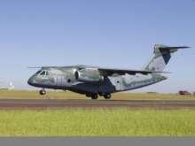 Aeronave faz pouso de emergncia