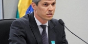 Comisso ouve ministro dos transportes sobre privatizao de aeroportos